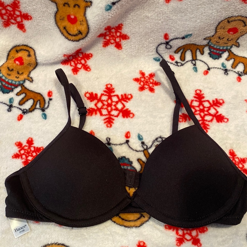 New Hanes Black 30 Small S Young Girls Bra